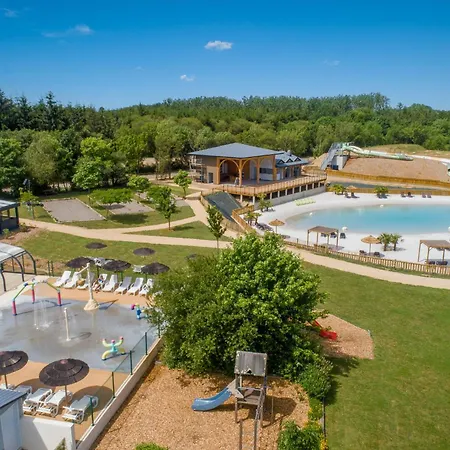 Aubigny-les Clouzeaux Station touristique *