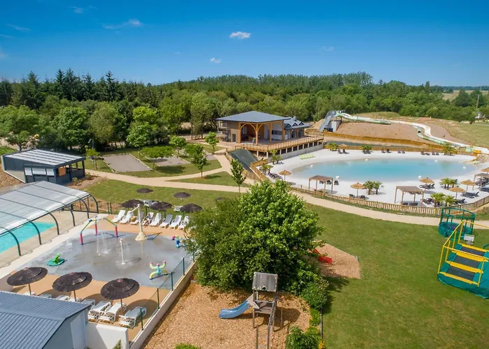 Aubigny-les Clouzeaux Station touristique *